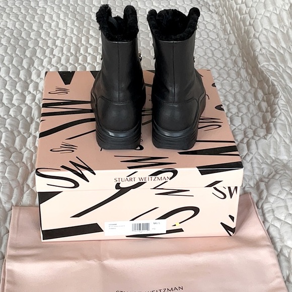Stuart Weitzman shearling lined leather boots - Picture 2 of 4